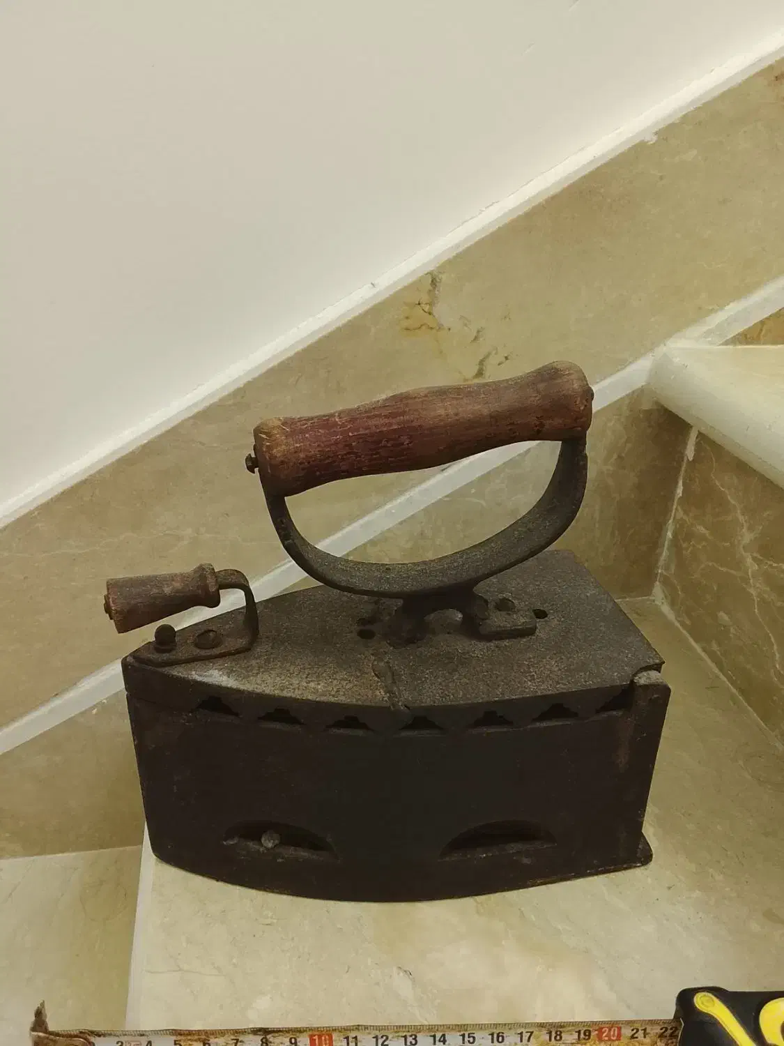 اتو ذغالی کلکسیونی قدیمی|کلکسیون اشیاء عتیقه|تنکابن, |دیوار