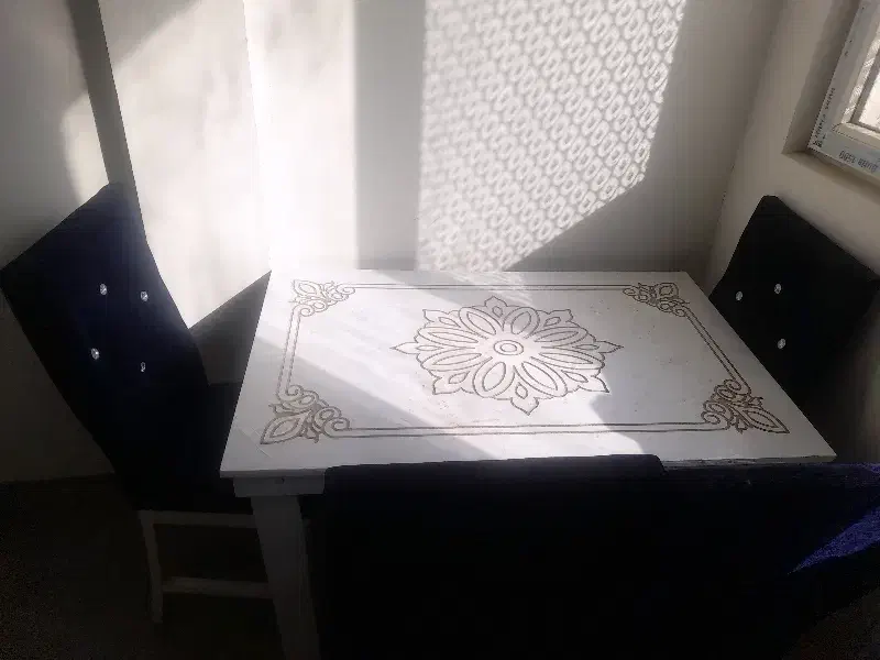 میز نهار خوری ۴ نفره سورمه ای|میز و صندلی غذاخوری|گلبهار, نوبهار|دیوار