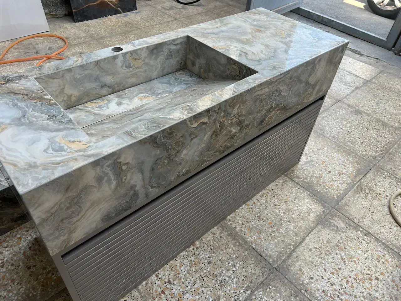 اوستا کار روشوئی سرامیکی|استخدام صنعتی، فنی، مهندسی|باغستان, |دیوار