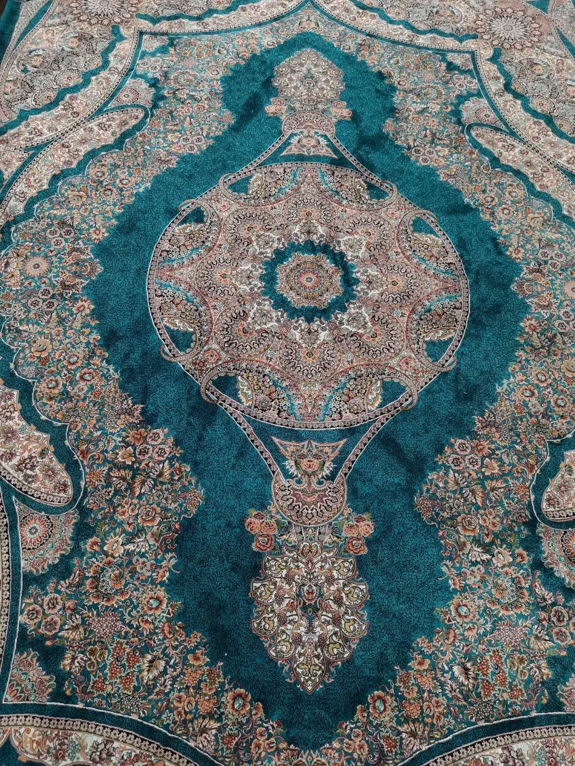 ۳ تخت فرش ۹ متری ۱۰۰۰ شانه در حد|فرش|تهران, امیریه|دیوار