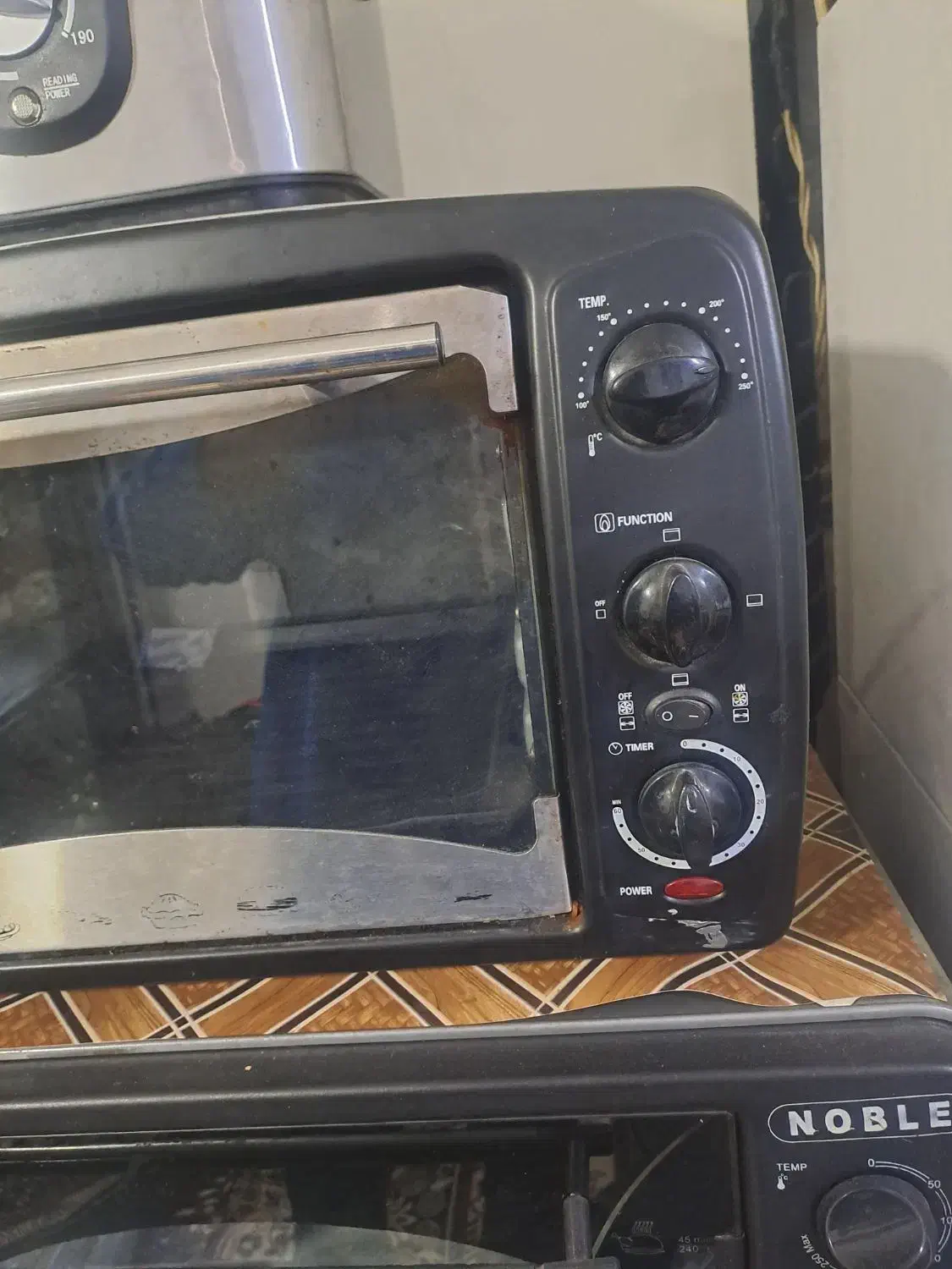 دو عدد توستر|اجاق گاز و لوازم برقی پخت‌وپز|لاهیجان, لیالستان|دیوار