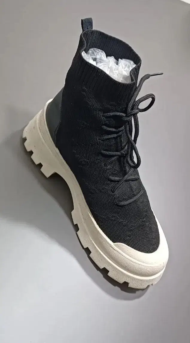 بوت جورابی. اورجینال. سایز 41|کیف، کفش، کمربند|اهواز, اسلام آباد شرقی|دیوار