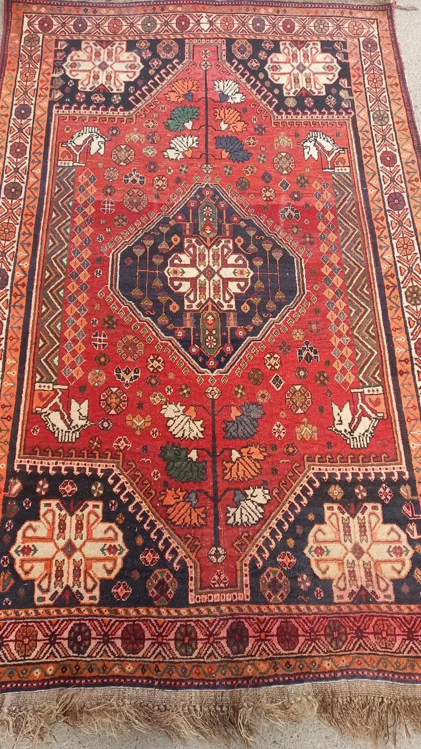 قالی محلی|فرش|شیراز, گویم|دیوار