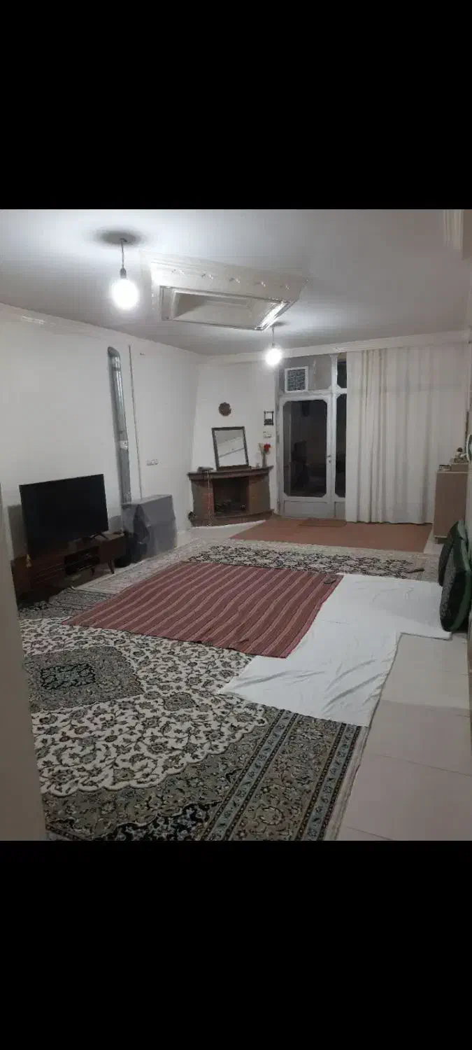 اجاره منزل ۲ دو طبقه ویلایی دربست هرطبقه دو خوابه|اجارهٔ خانه و ویلا|اصفهان, کنگاز|دیوار