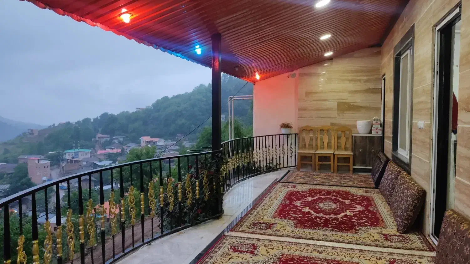 اجاره سوئیت باویو بسیار زیبا روستای چورت|اجارهٔ کوتاه‌مدت آپارتمان و سوئیت|کیاسر, |دیوار