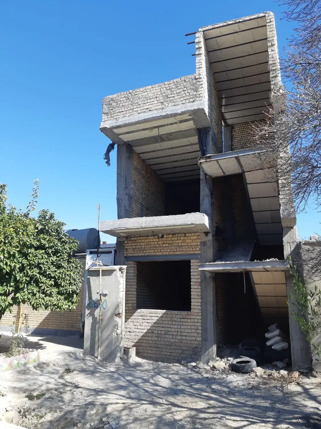 خانه فروشی در مرکز شهر|فروش خانه و ویلا|دهدشت, |دیوار