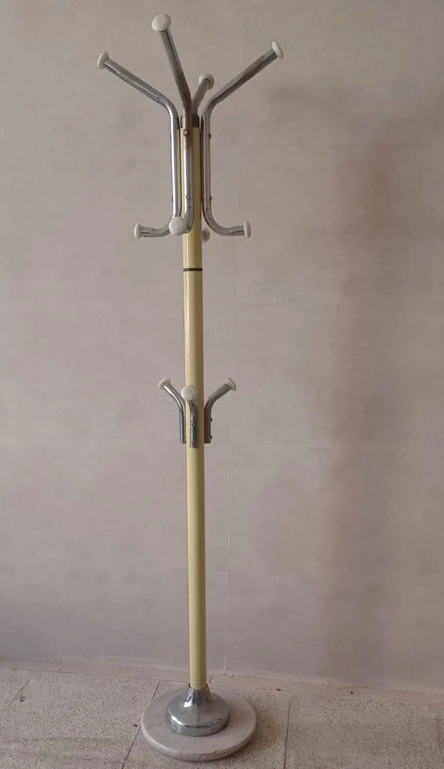 جا لباسی (رخت آویز)|بندرخت و رختآویز|کرج, بنیاد|دیوار