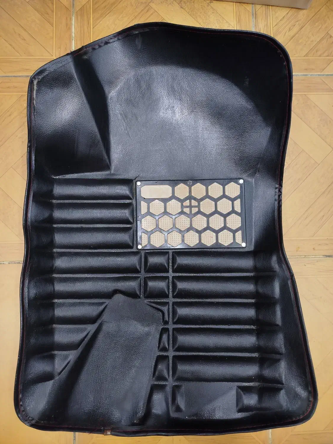 کفپوش 5 بعدی پژوپارس|قطعات یدکی و لوازم جانبی|صومعه‌سرا, |دیوار