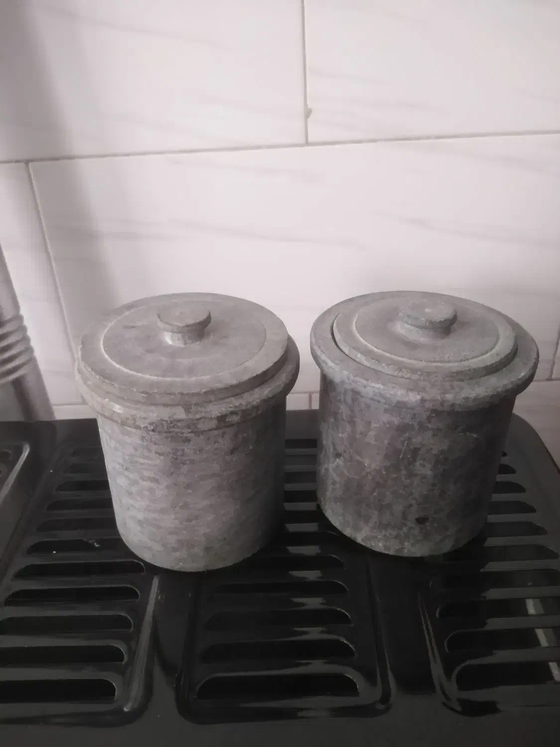 دیگ سنگی|ظروف پخت‌وپز|یزد, |دیوار