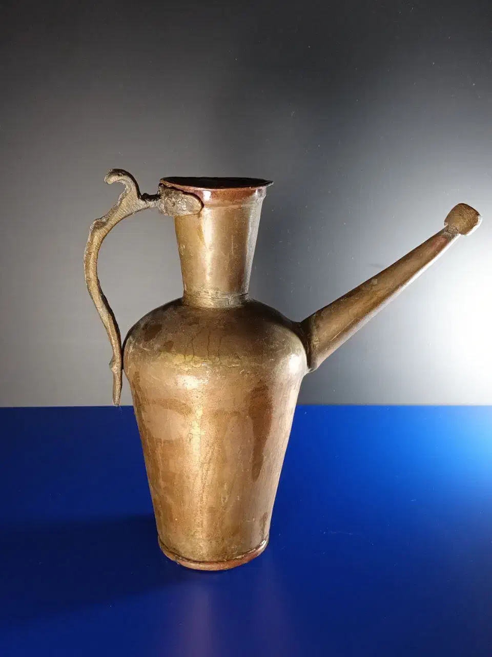 آفتابه مسی قدیمی|کلکسیون اشیاء عتیقه|مشهد, ایثار|دیوار