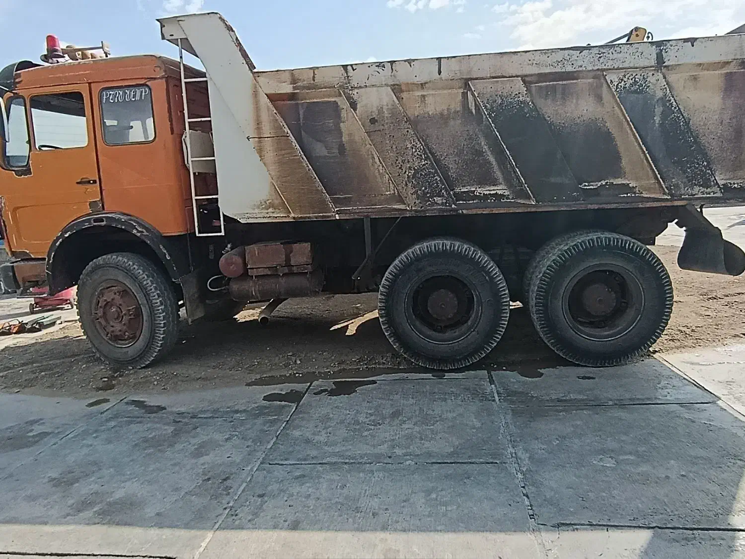 ماشین هشت سلندر|خودرو سنگین|مهاباد (آذربایجان غربی), |دیوار