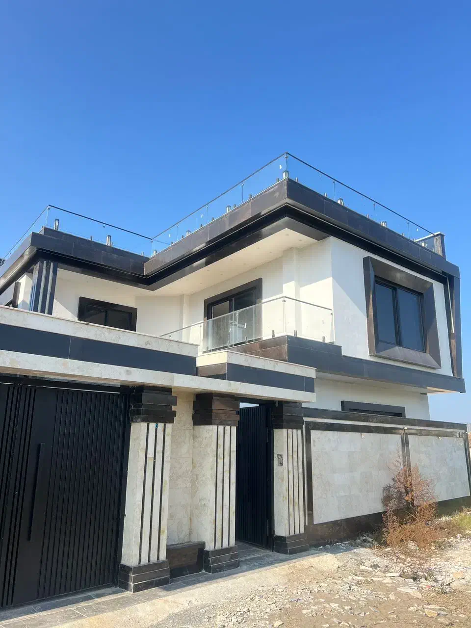 ویلا سنددار ۲۸۰ متری ۳ خوابه جاده خانه دریا|فروش خانه و ویلا|سرخرود, |دیوار