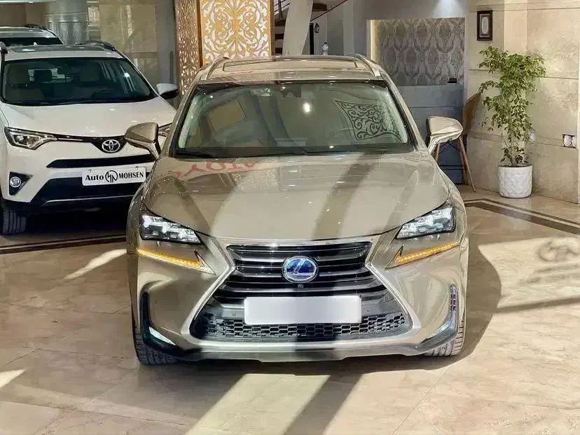 لکسوس ان ایکس ۳۰۰ فول بدون رنگ|خودرو سواری و وانت|تهران, مرزداران|دیوار