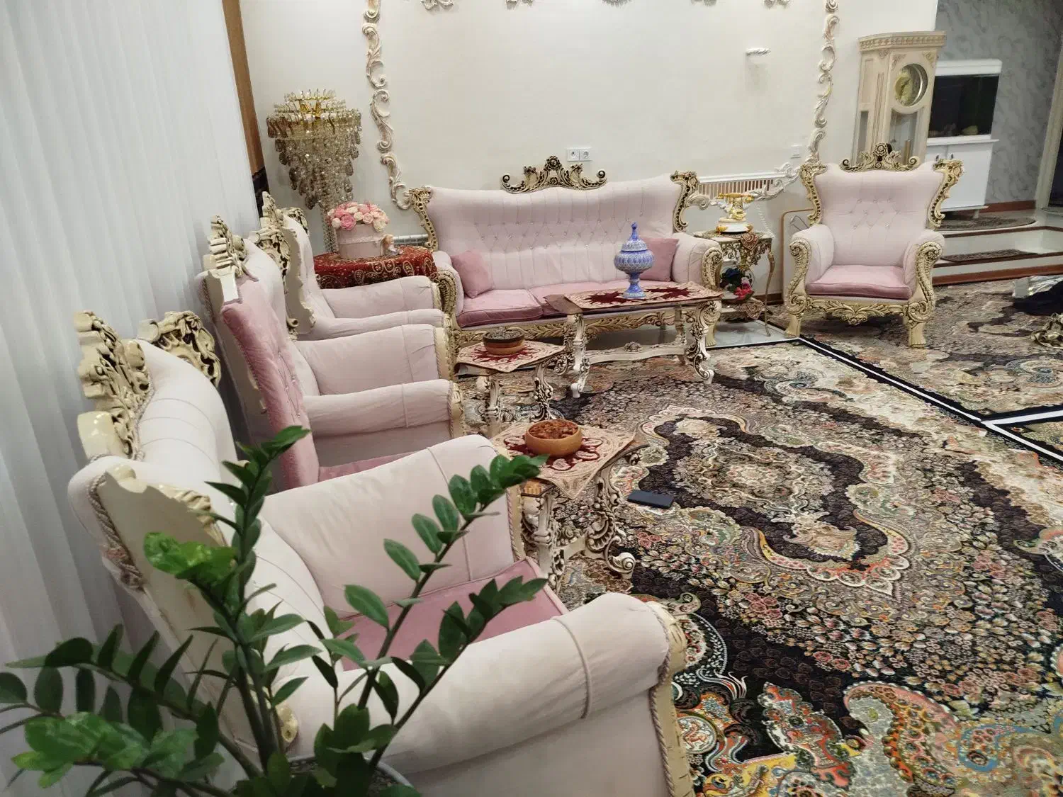 حراج مبل سلطنتی، میز و عسلی|مبلمان خانگی و میز عسلی|کرمانشاه, |دیوار