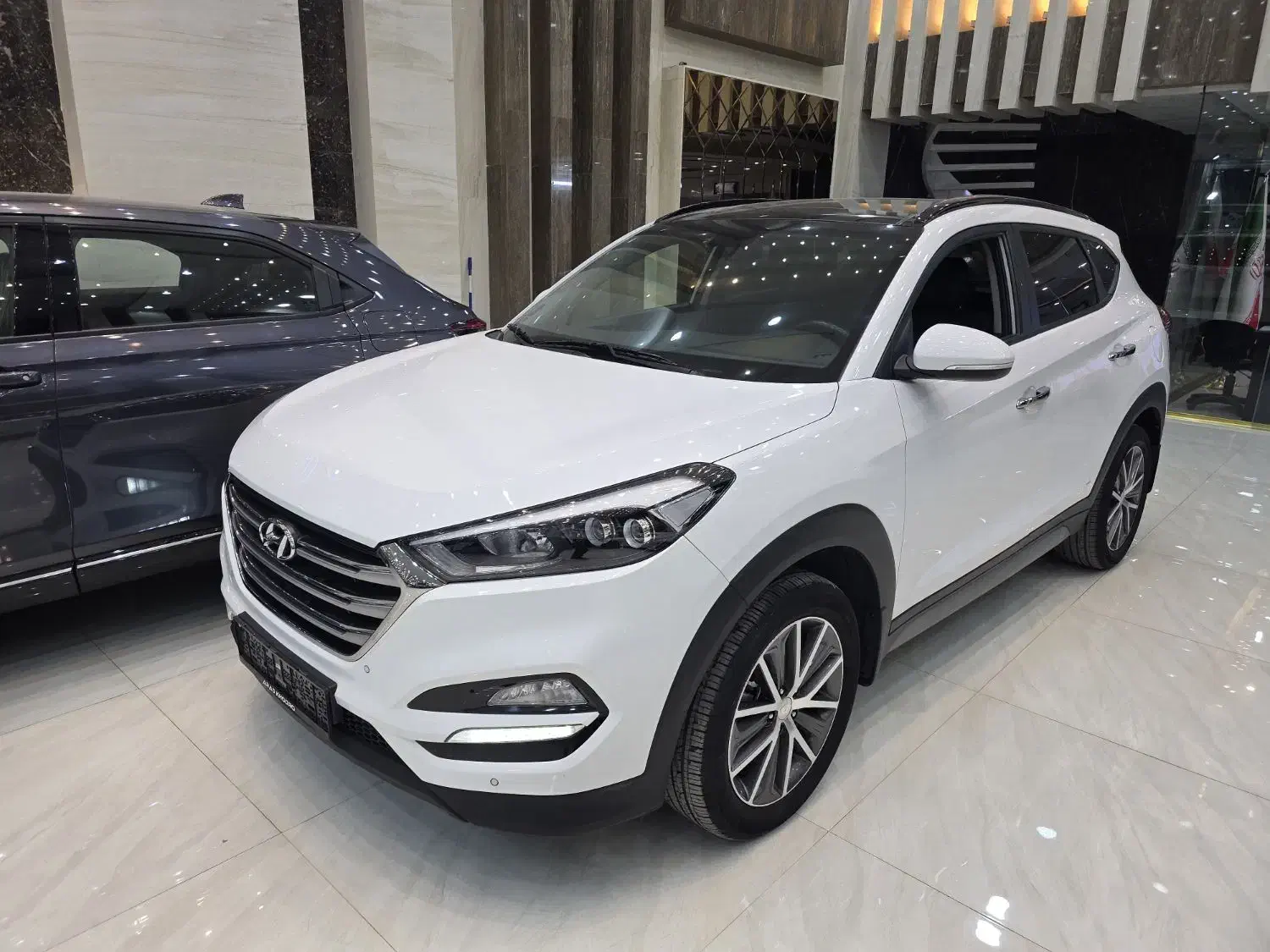 هیوندای توسان ۲۰۱۷|خودرو سواری و وانت|شاهین‌شهر, گزبرخوار|دیوار