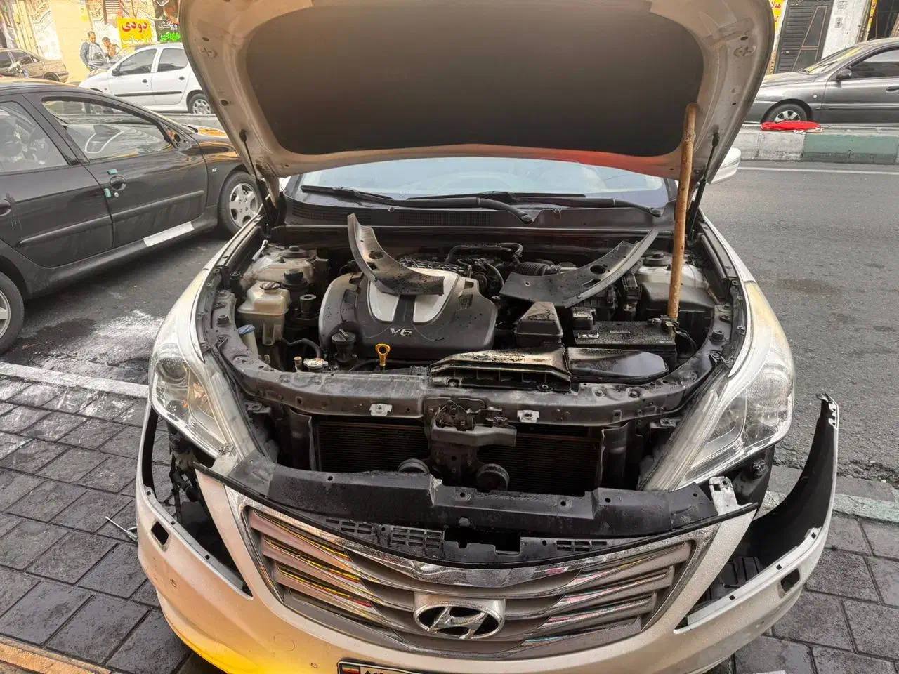 طلق چراغ آزرا گرنجور (گارانتی تعویض)|قطعات یدکی و لوازم جانبی|تهران, نازی‌آباد|دیوار