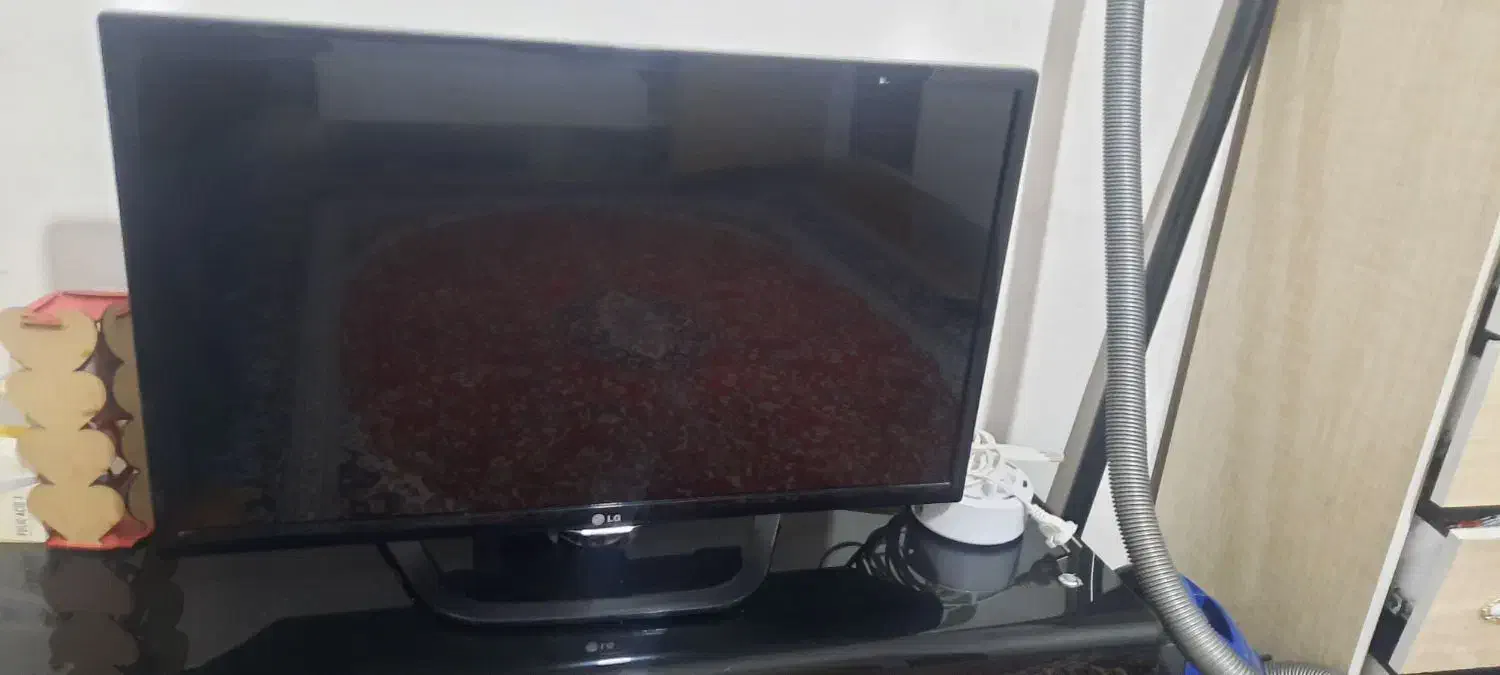 تلویزیون ۳۲ اینچ ال جی|تلویزیون و پروژکتور|الشتر, |دیوار