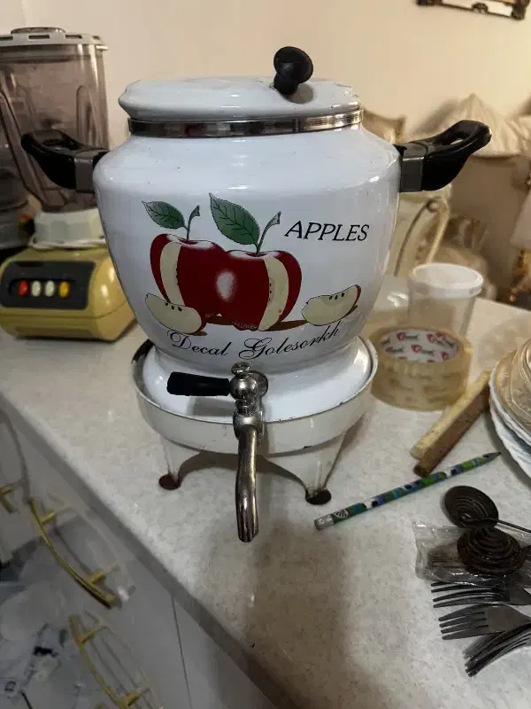 سماور برقی و سماور رو گازی|سماور، چایساز، قهوهساز|مشهد, حسینآباد|دیوار