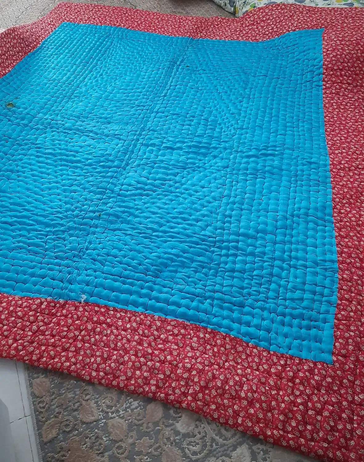 لحاف|رختخواب، بالش، پتو|اراک, |دیوار