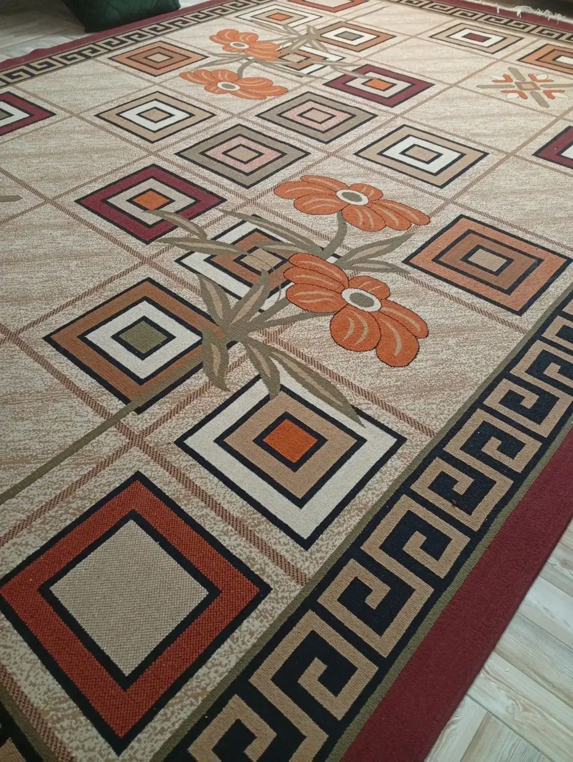 فرش|فرش|ورامین, ورامین|دیوار