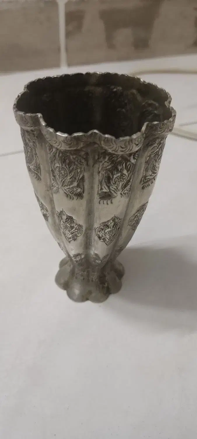 گلدون قدیمی|کلکسیون اشیاء عتیقه|کرج, خرمدشت|دیوار