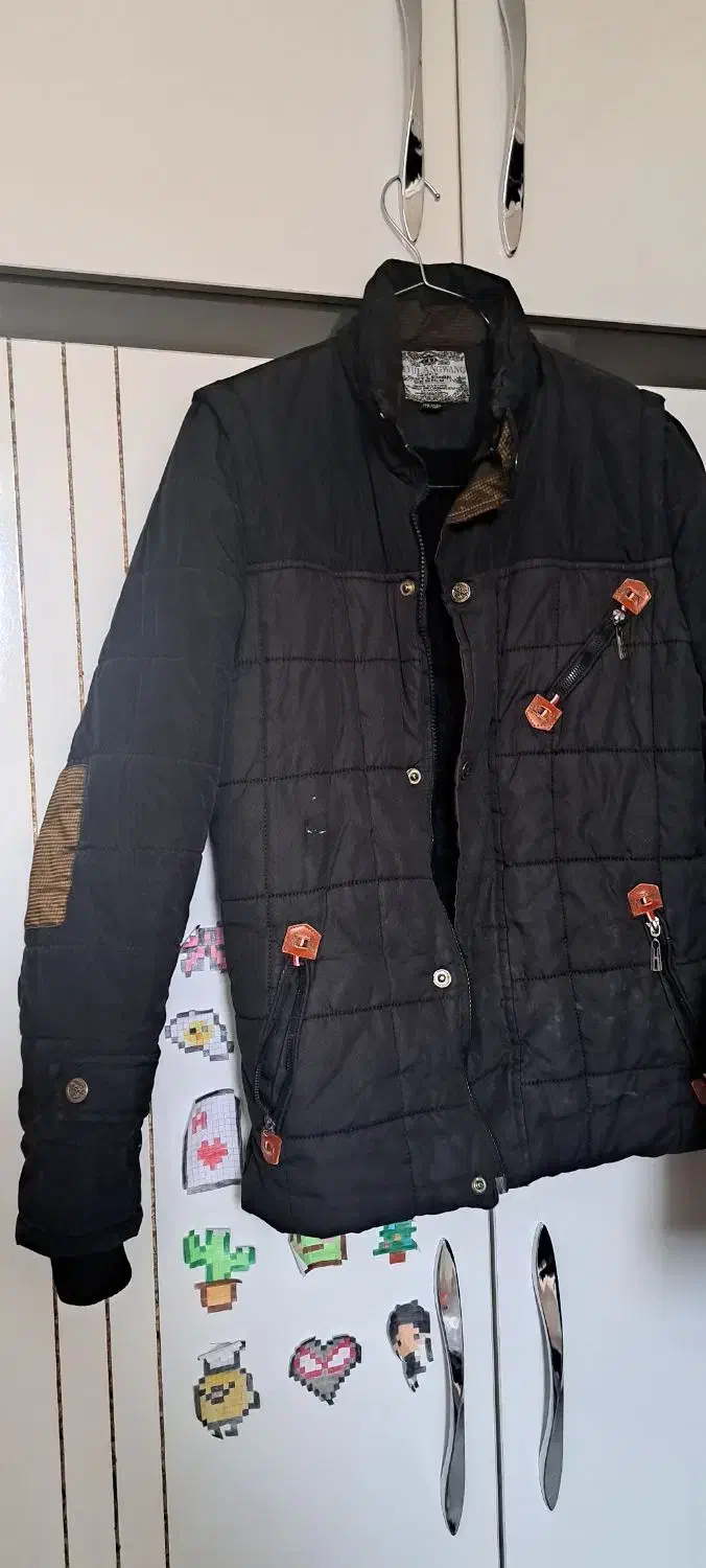 کاپشن در حد نو|لباس|فولادشهر, C4|دیوار