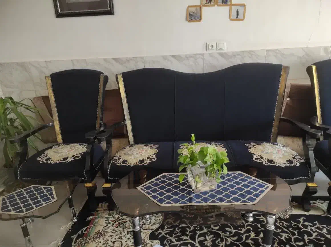 مبلمان ۹ نفره|مبلمان خانگی و میز عسلی|اصفهان, فجر|دیوار