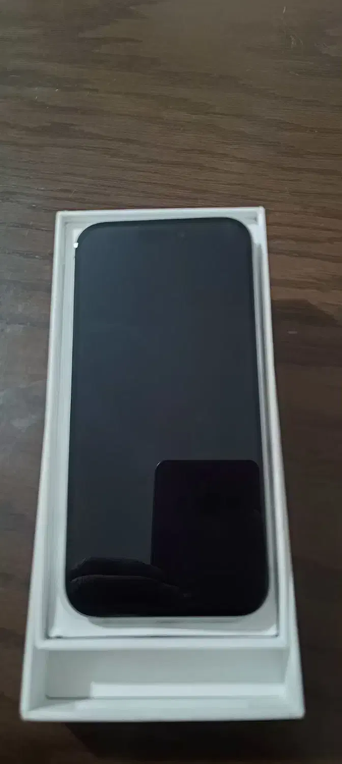 IPHONE 16|موبایل|چهارباغ, |دیوار