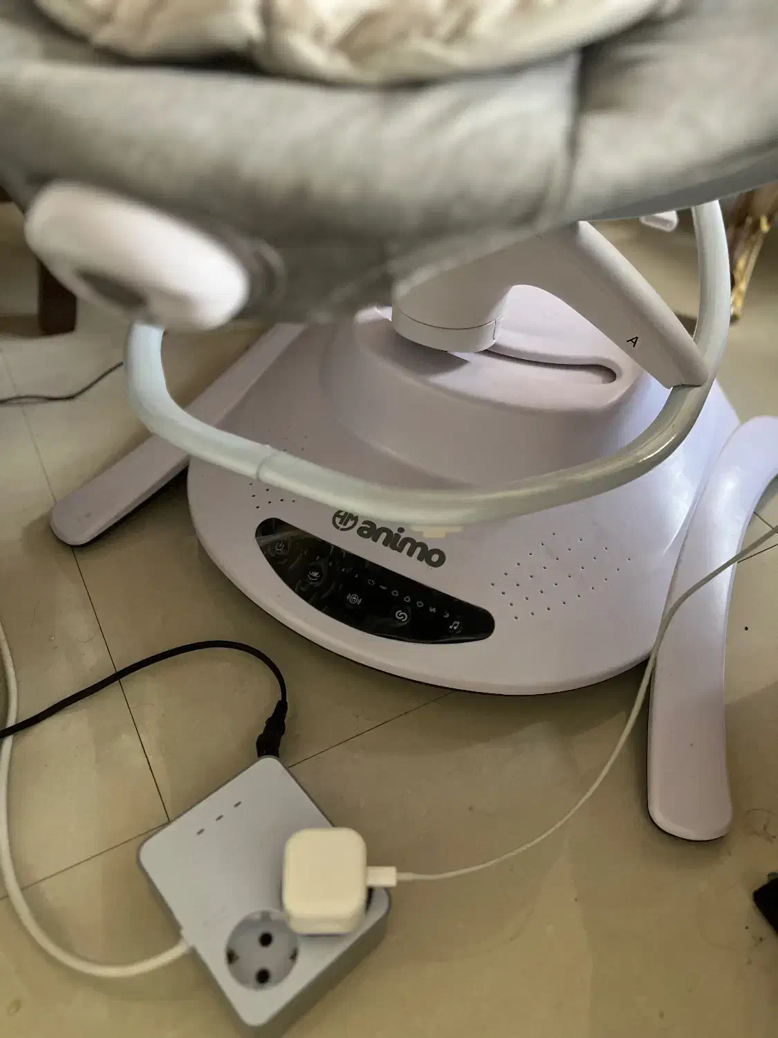 سیسمونی نوزاد|تخت و صندلی بچه|کرمان, |دیوار