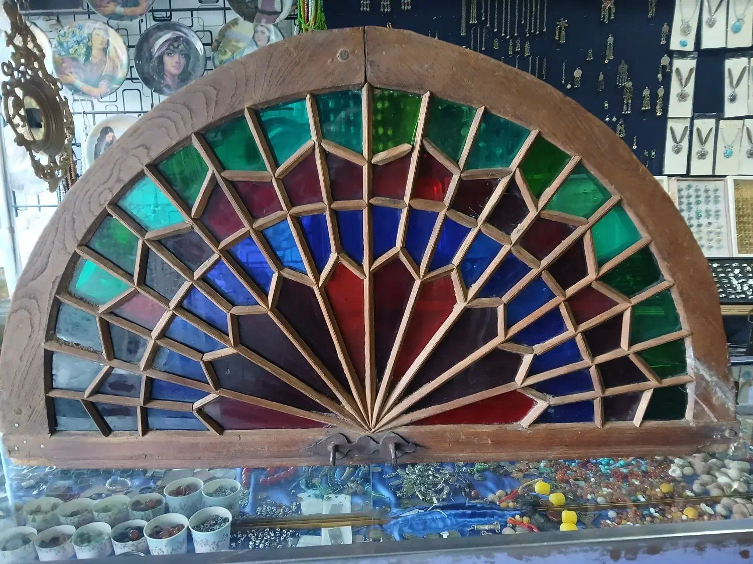 گره چینی قدیمی|کلکسیون اشیاء عتیقه|شهرکرد, |دیوار