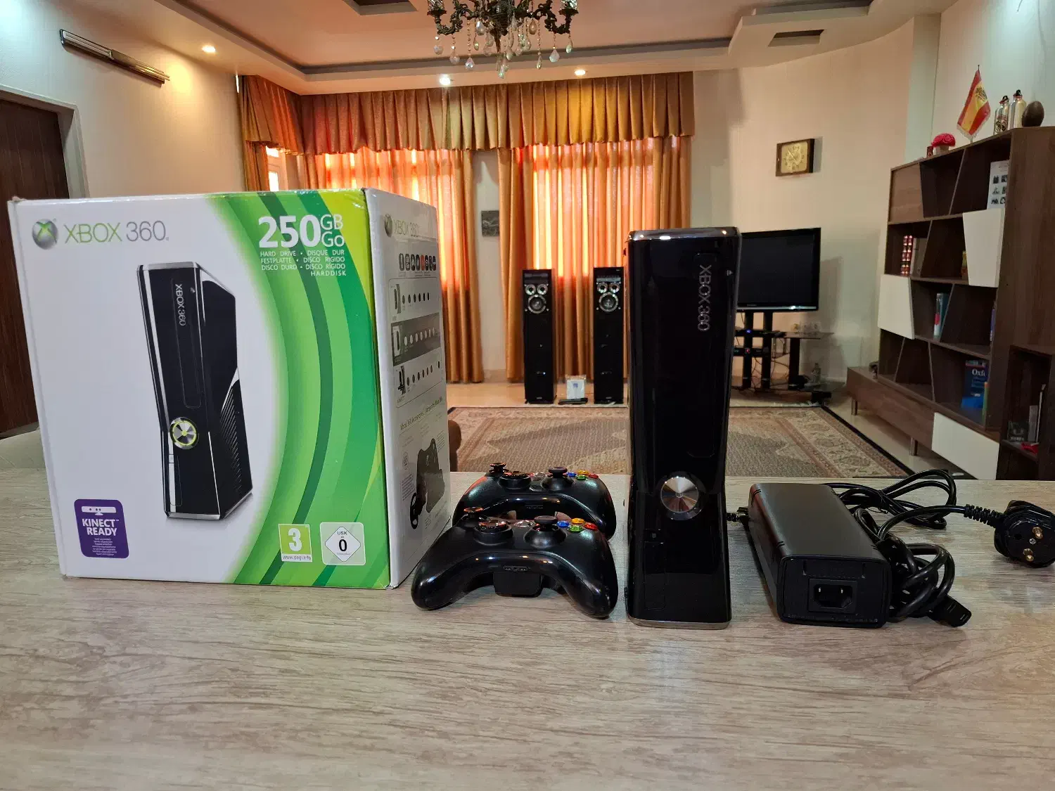 ایکس باکس 360 اسلیم 250 گیگ (XBOX 360 )|کنسول، بازی ویدئویی و آنلاین|شاهینشهر, شهرک میلاد|دیوار