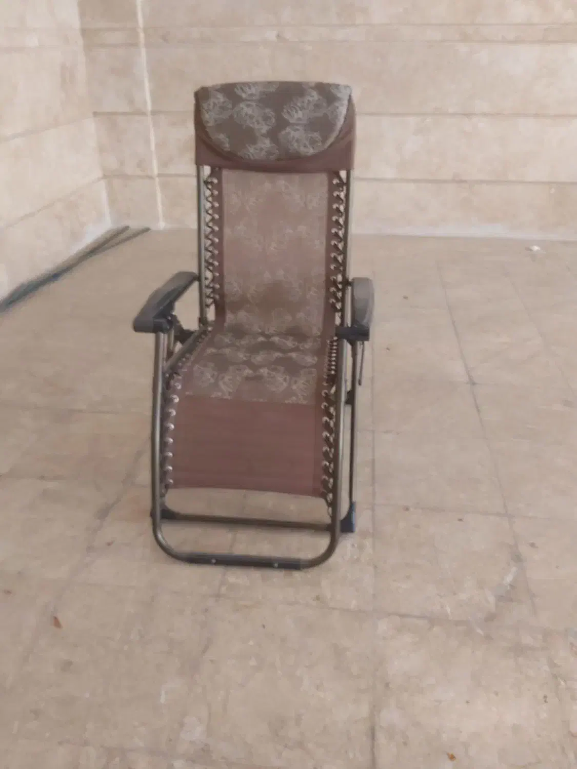 صندلی تاشو|صندلی و نیمکت|مشهد, آیت الله کاشانی|دیوار