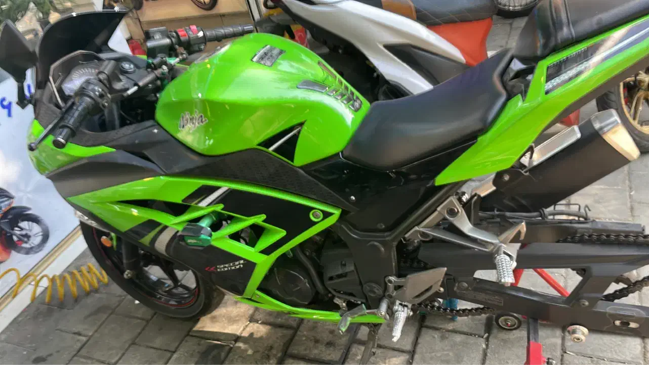 تعمیر کار ماهر و نیمه ماهر موتور سیکلت|استخدام صنعتی، فنی، مهندسی|تهران, نجات اللهی|دیوار