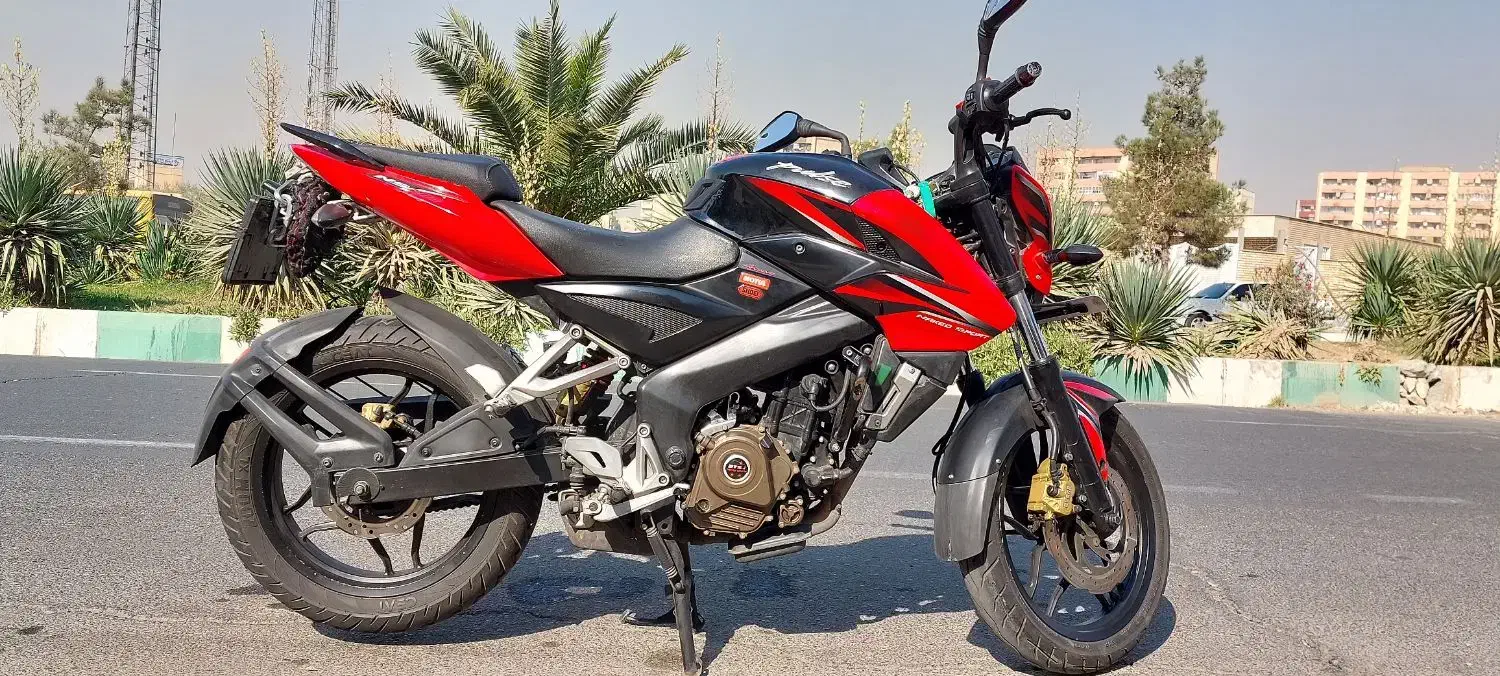 موتور تمیز و سالم ns 200|موتورسیکلت|تهران, قصر فیروزه ۲|دیوار