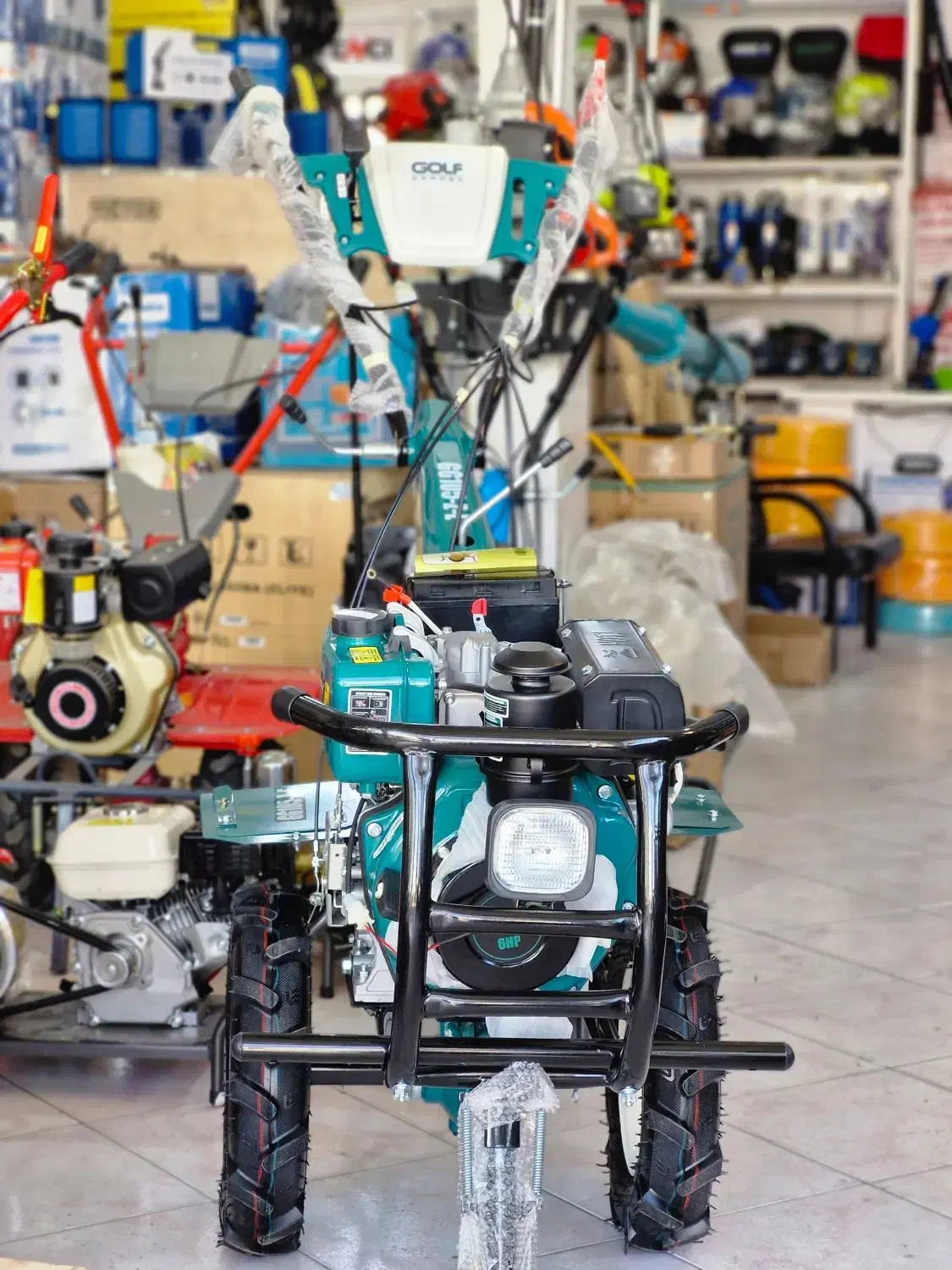 تیلر هفت ونیم دیزل|ماشین‌آلات صنعتی|مشهد, هفده شهریور|دیوار