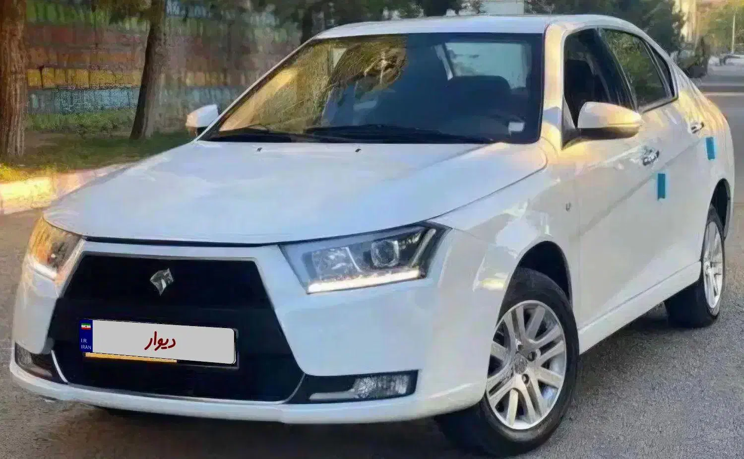 دنا پلاس ۶ سرعته با موتور EF7P|خودرو سواری و وانت|اصفهان, بهارستان|دیوار