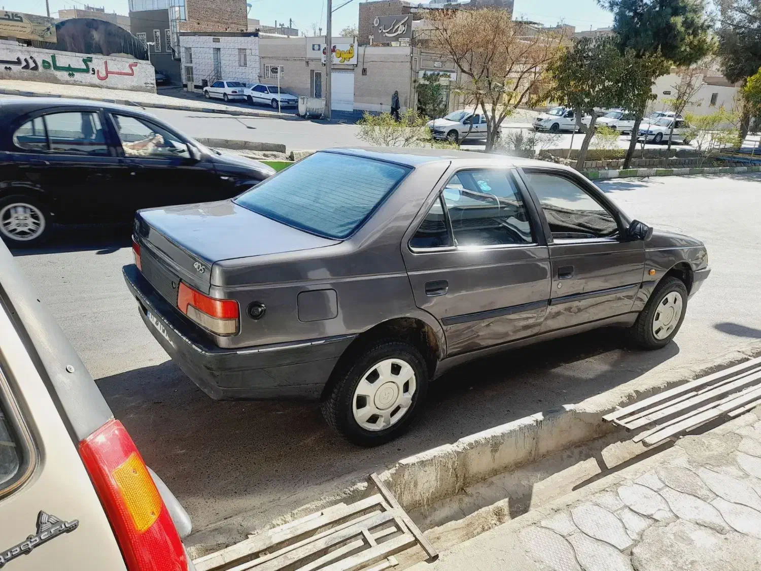 پژو روا|خودرو سواری و وانت|بیرجند, |دیوار