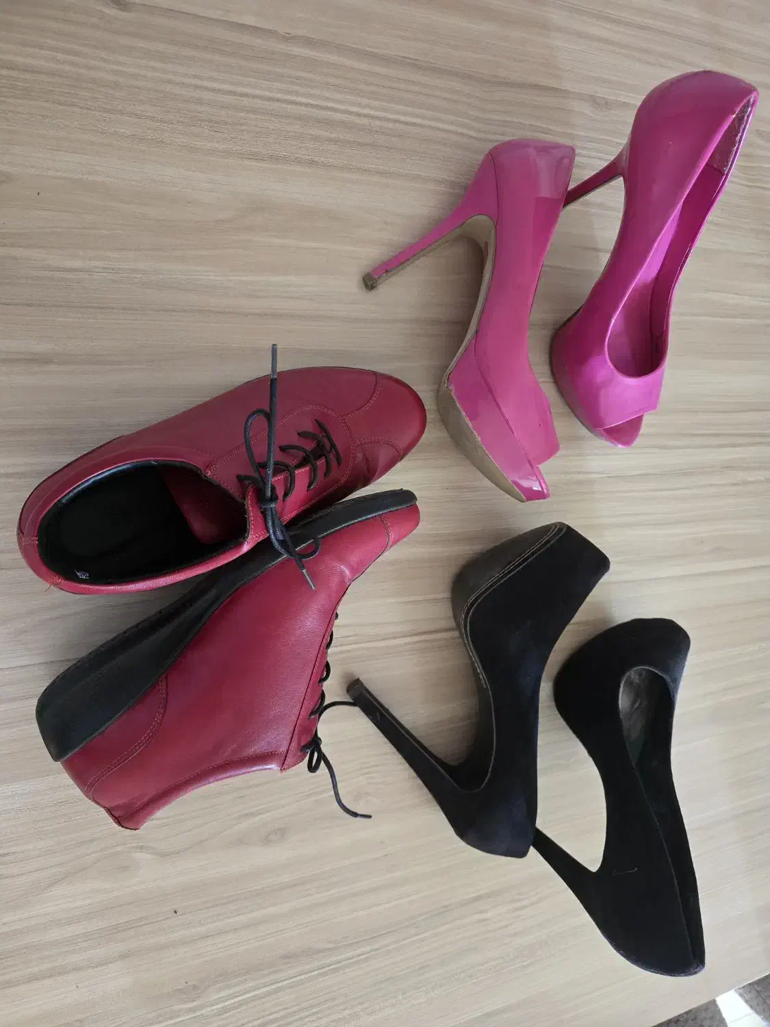 چند عدد کفش مهمانی|کیف، کفش، کمربند|شیراز, دکتر حسابی|دیوار