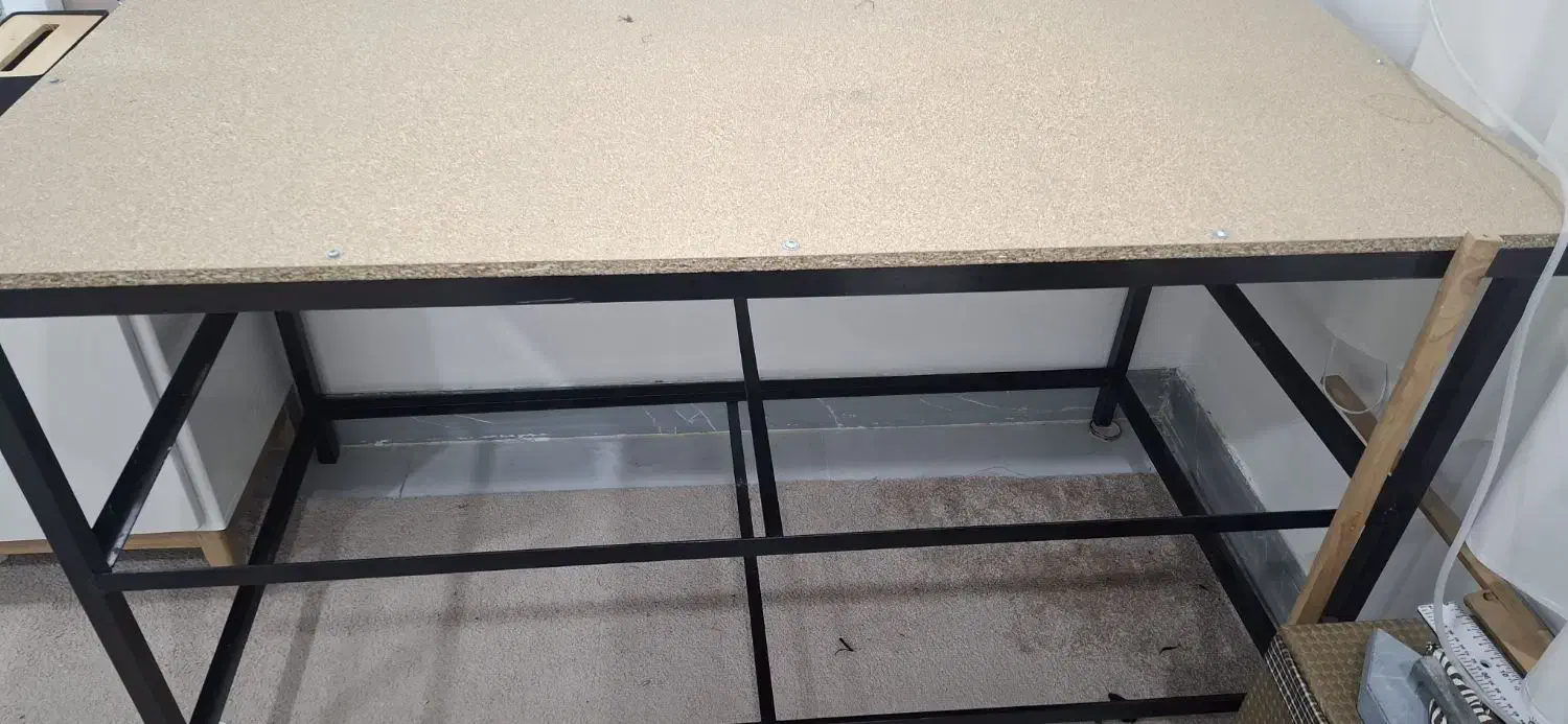 میز آهنی|فروشگاه و مغازه|بیرجند, |دیوار