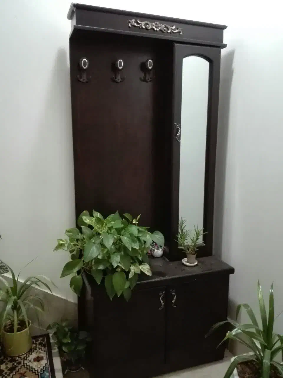 مبل، جاکفشی، بوفه|بوفه، ویترین، کنسول|کاشمر, |دیوار