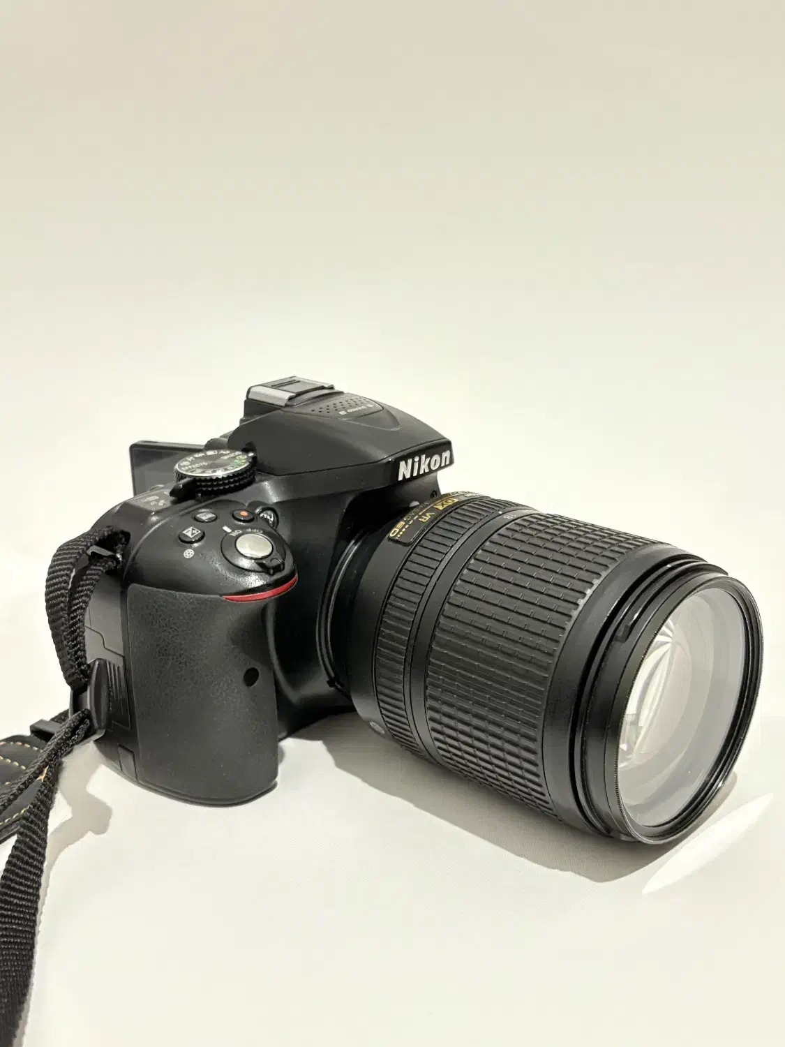 دوربین نیکون D5300|دوربین عکاسی و فیلم‌برداری|شیراز, قصرالدشت|دیوار