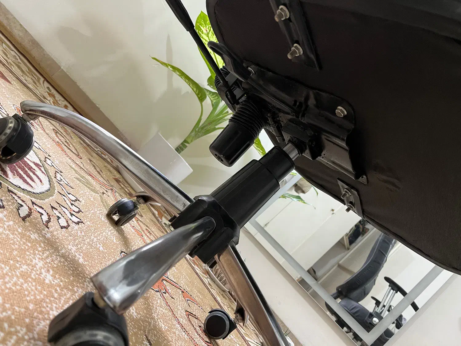 صندلی چرخدار سالم|صندلی و نیمکت|خورموج, |دیوار