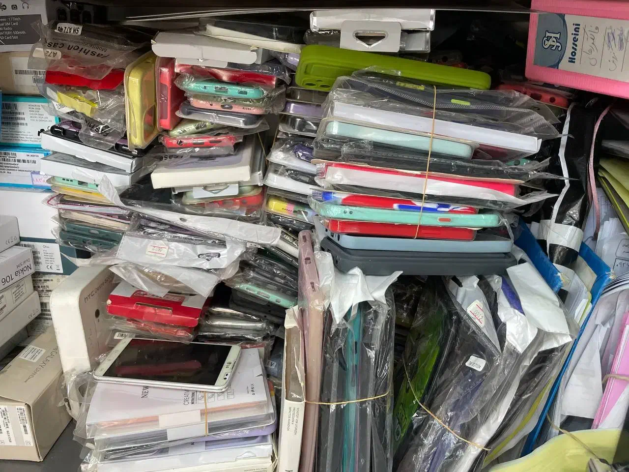 گارد با تعداد بالا اندروید 15و10 و آیفونی 20|لوازم جانبی موبایل و تبلت|مشهد, چهنو|دیوار