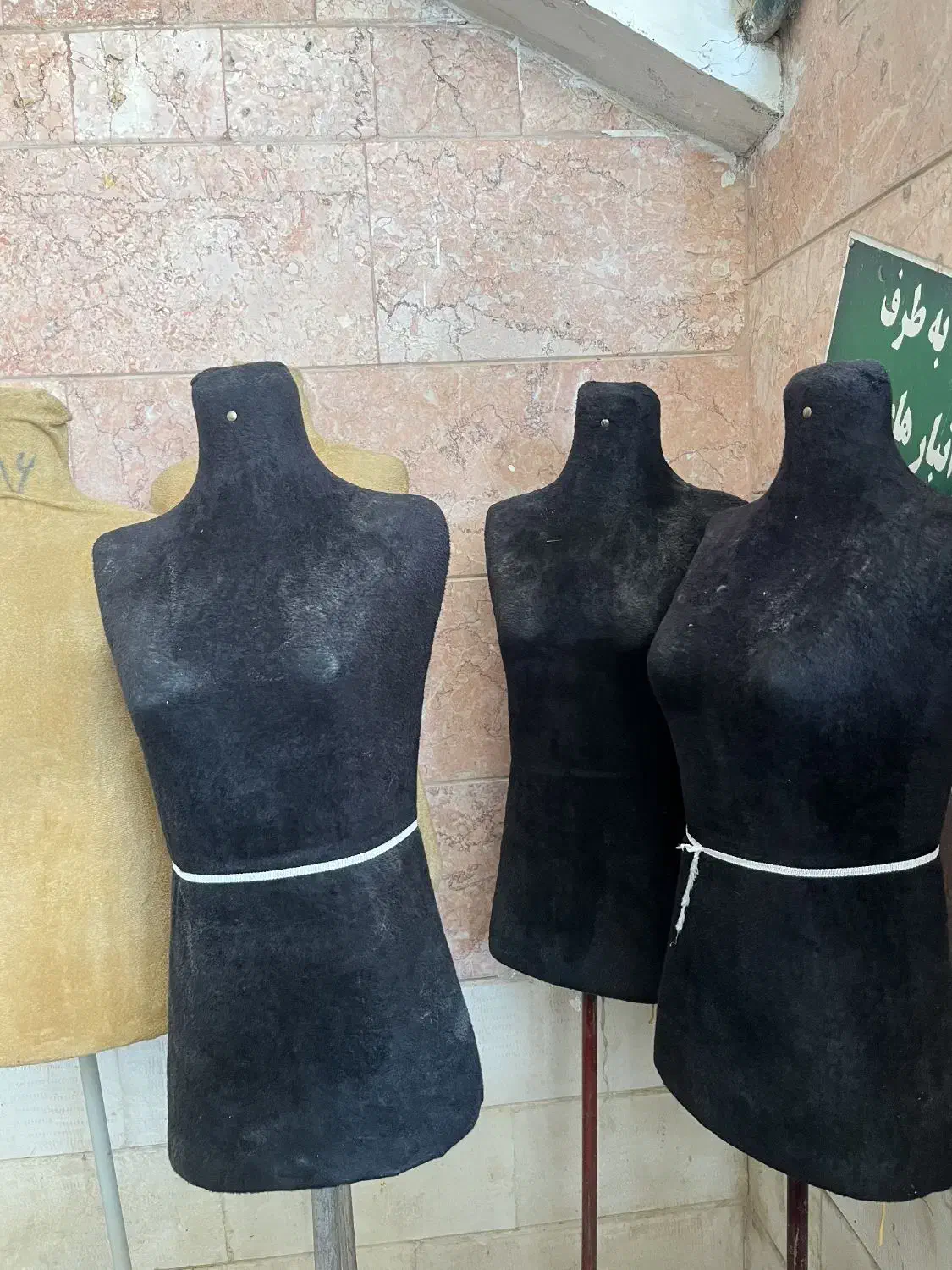 مانکن|فروشگاه و مغازه|شاهینشهر, شهرک ردانی پور|دیوار