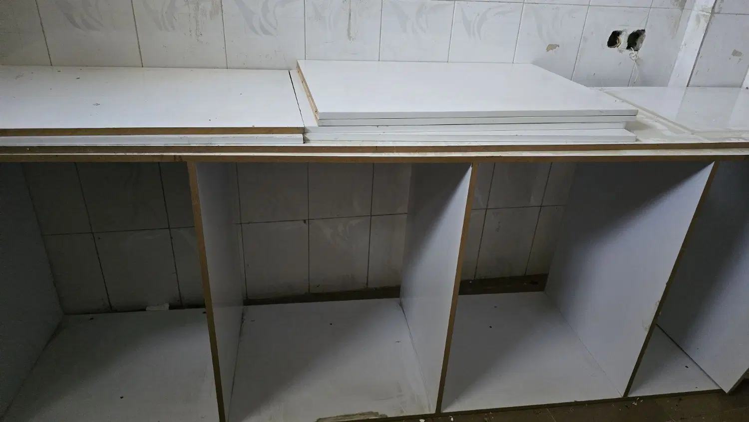 mdf|کتابخانه، شلف، قفسههای دیواری|بانه, |دیوار