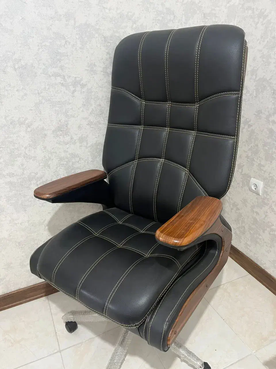 صندلی مدیریت|دفتر کار|ملایر, |دیوار