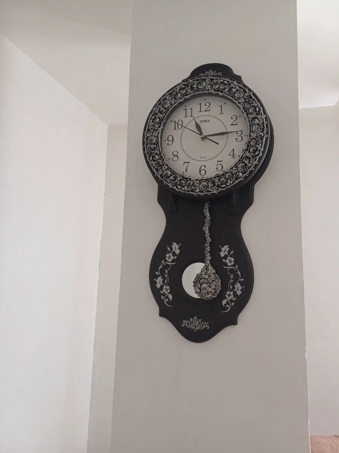 ساعت دیواری شیک فقط ۳۰۰ هزارتومن|ساعت دیواری و تزئینی|قدس, شهر‌قدس|دیوار