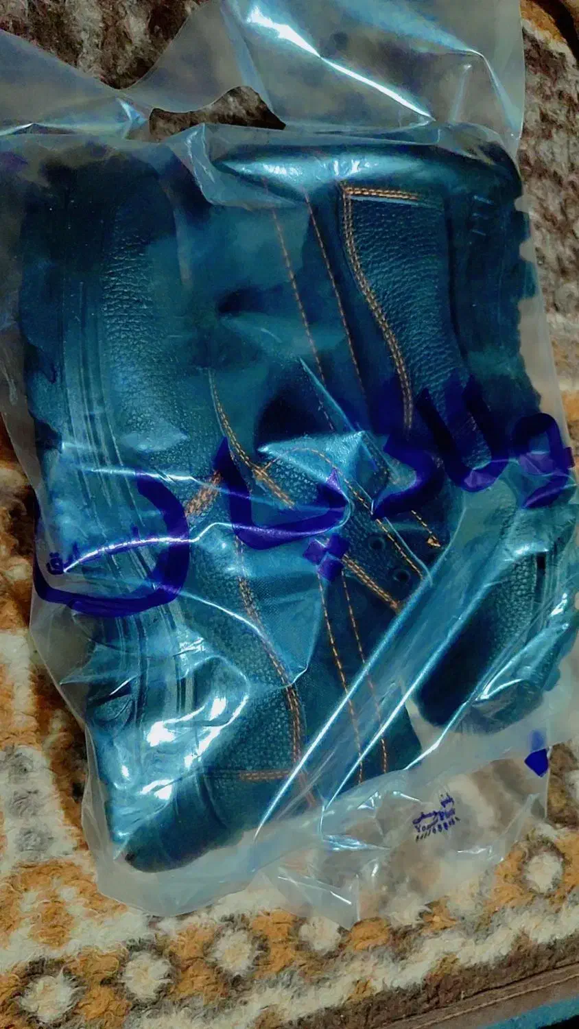 فروش کفش فولادپا(ایران پا) آکبند.سایز۴۲و۴۳.تو جعبه|کیف، کفش، کمربند|قم, صفائیه|دیوار