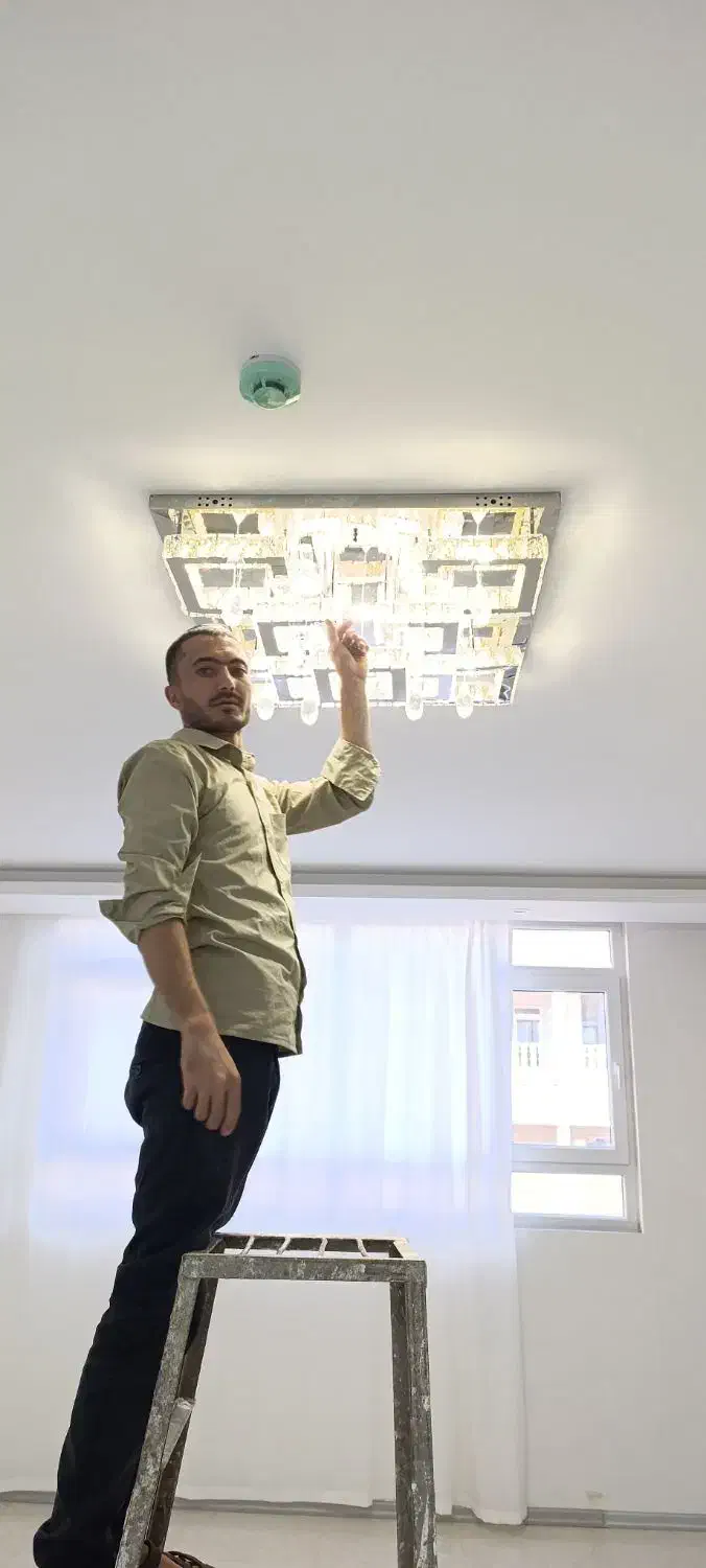 برق کشی ساختمان و خورده کاری با قیمت مناسب|خدمات پیشه و مهارت|بیرجند, |دیوار