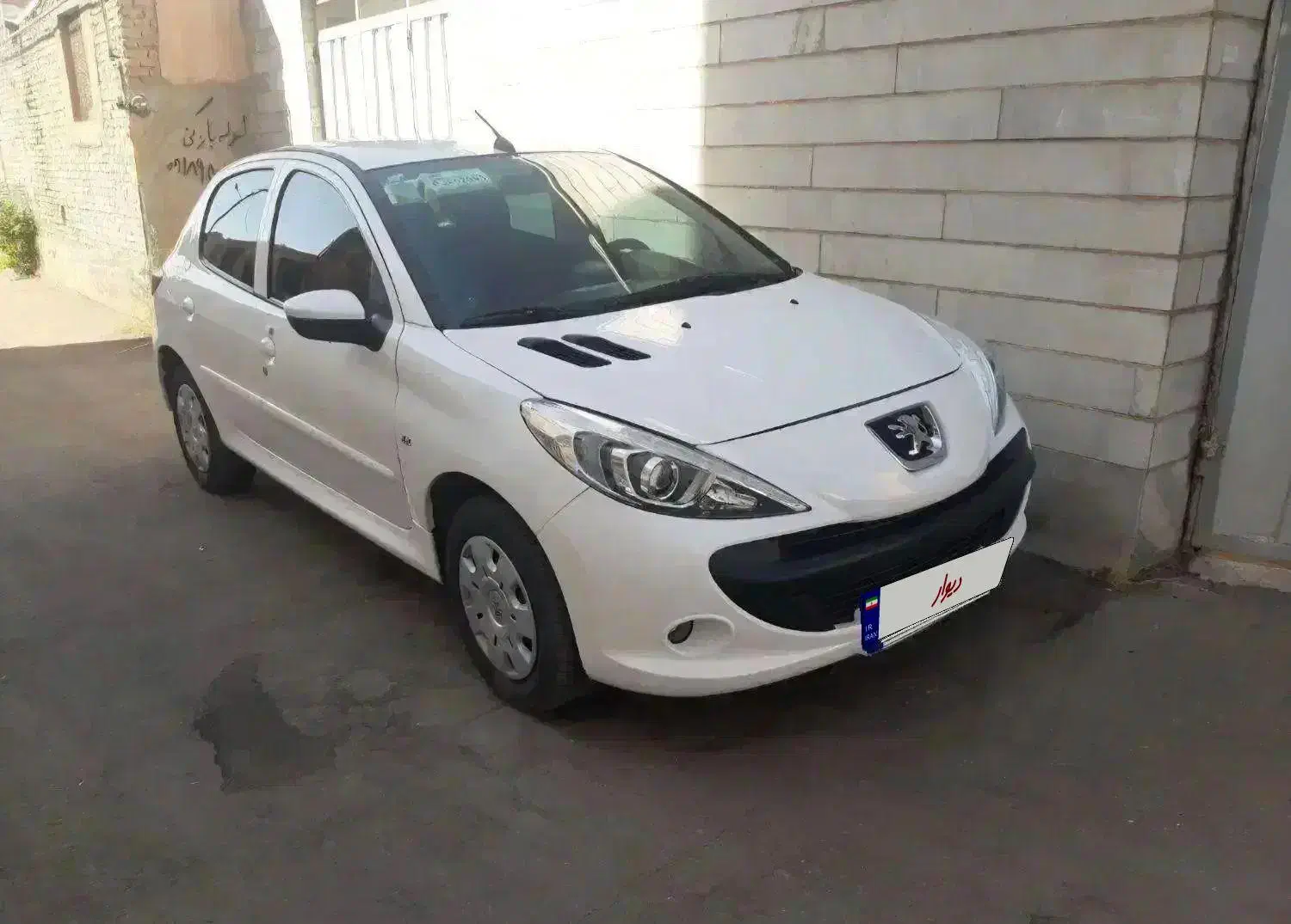 207 دنده ای فرمان برقی مدل 1402|خودرو سواری و وانت|دهدشت, |دیوار